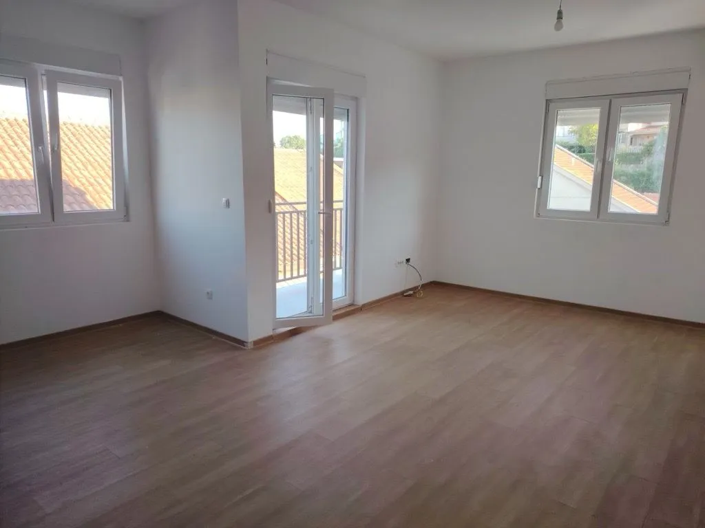 Rent, two bedroom apartment, 60m², Zelenika, Podgorica