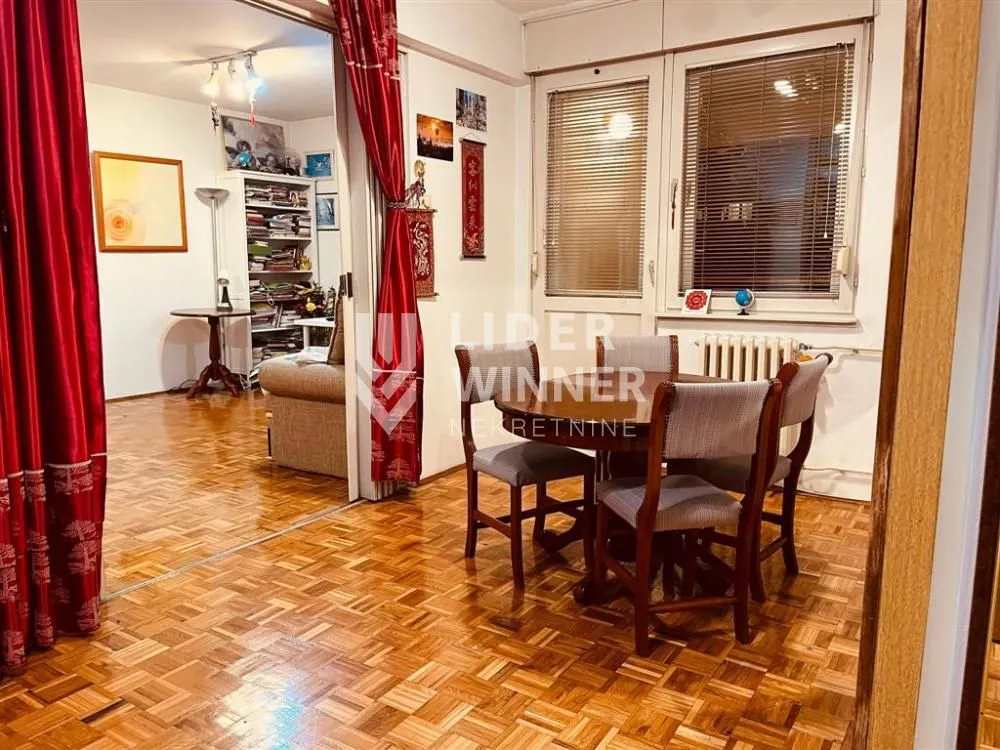 Prodaja, trosoban stan, 101m², Žarkovo, Beograd