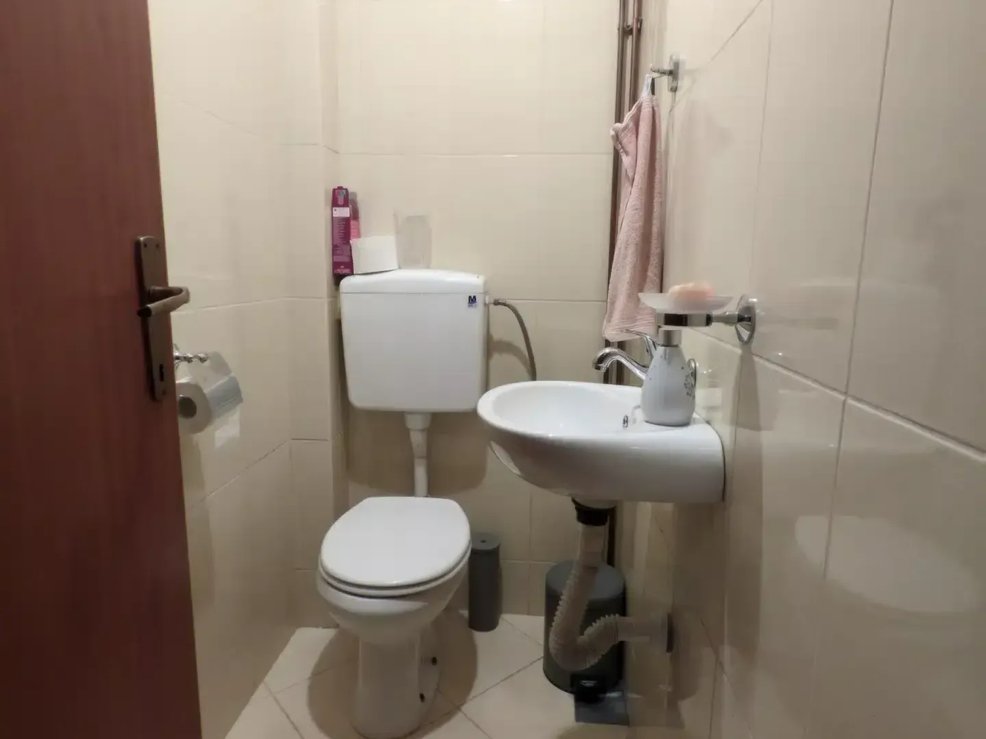 Prodaja, trosoban stan, 85m², Stari Aerodrom, Podgorica