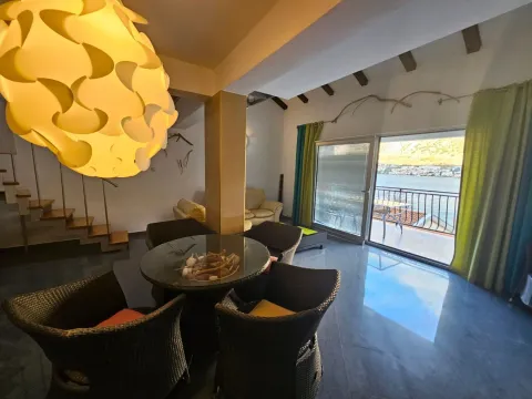 Sale, four bedroom apartment, 115m², Muo, Kotor - image 5