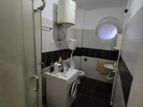 Izdavanje, poslovni prostor, 61m², Spens, Novi Sad Sve Podlokacije - image 14