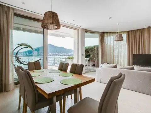 Prodaja, dvosoban stan, 156m², Budva, Crna Gora - image 18