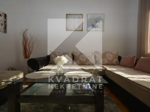 Prodaja, dvosoban stan, 92m², Centar, Podgorica