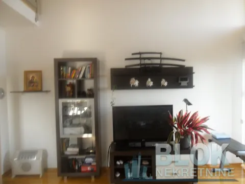 Rent, three bedroom apartment, 110m², Preko Morače, Podgorica - image 5