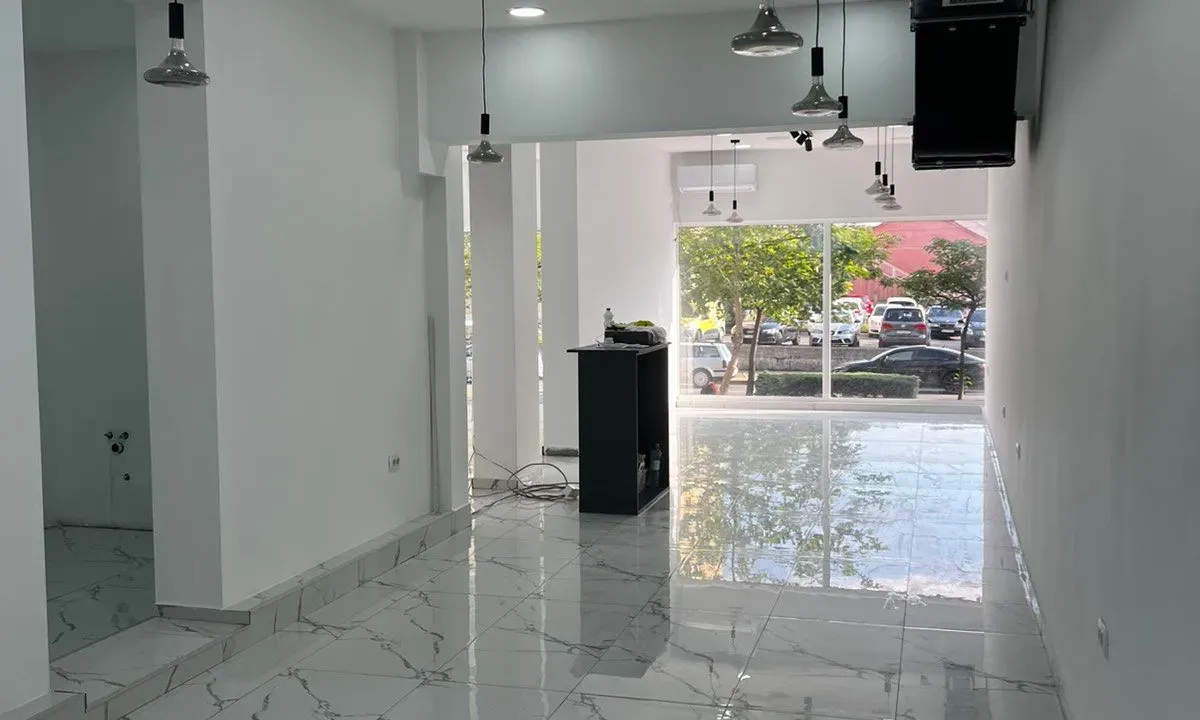 Rent, office space, 96m², Stari Aerodrom, Podgorica