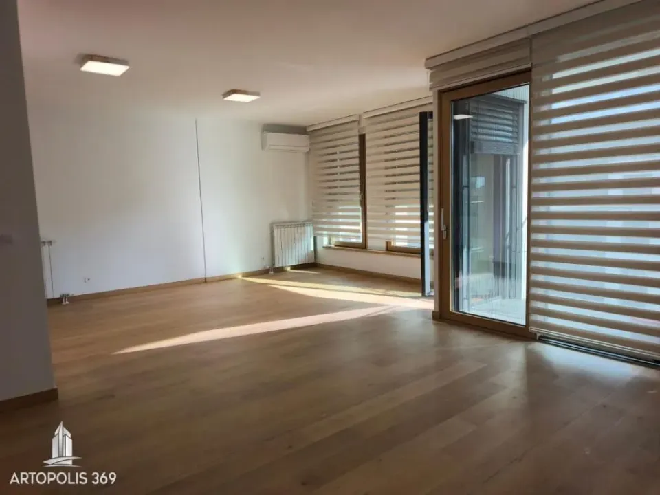 Sale, three bedroom apartment, 112m², Novi Beograd Blok 65, Novi Beograd Sve Podlokacije