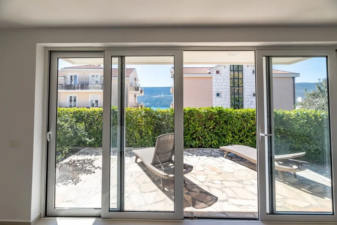 Prodaja, dvosoban stan, 95m², Topla, Herceg Novi