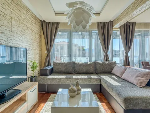 Sale, four bedroom apartment, 188m², Rozino, Budva - image 3