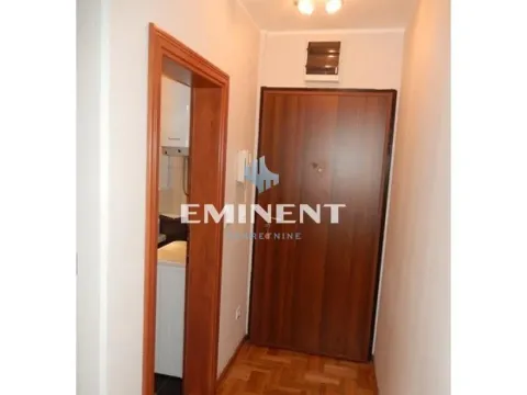 Izdavanje, stan, 40m², Vračar Sve Podlokacije, Beograd - image 11