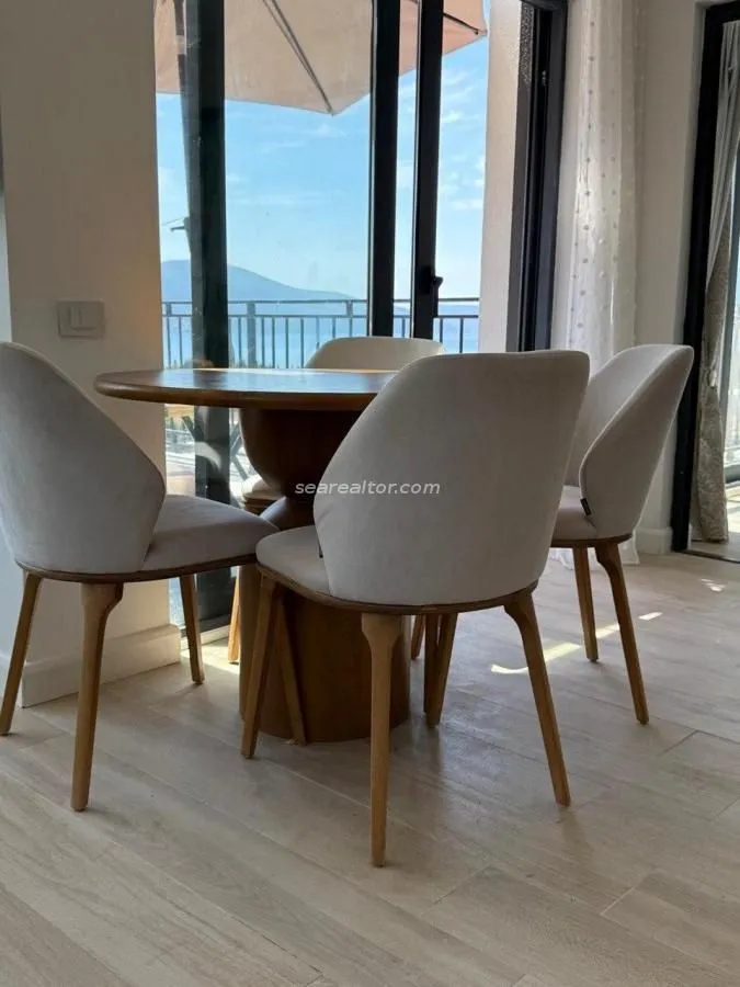 Prodaja, dvosoban stan, 47m², Tivat, Crna Gora