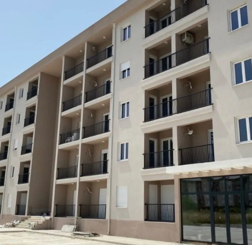 Prodaja, dvosoban stan, 73m², Krivi Most, Podgorica