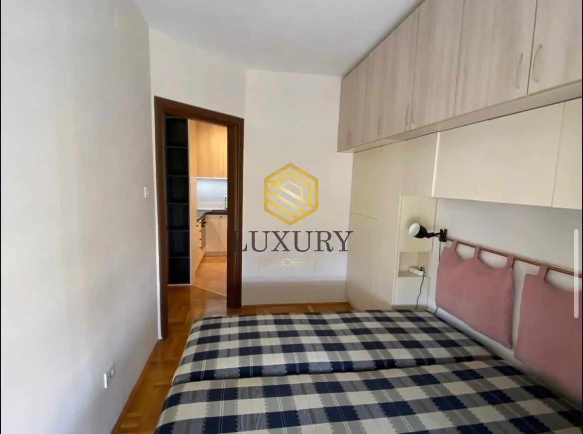Rent, one bedroom apartment, 42m², City Kvart, Podgorica
