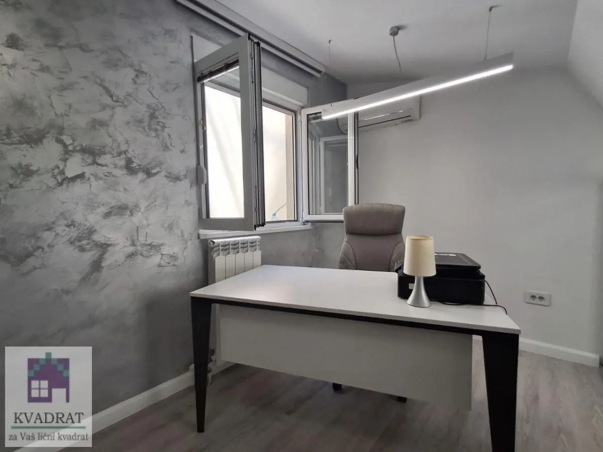 Prodaja, četvorosoban stan, 118m², Đeram Pijaca, Beograd