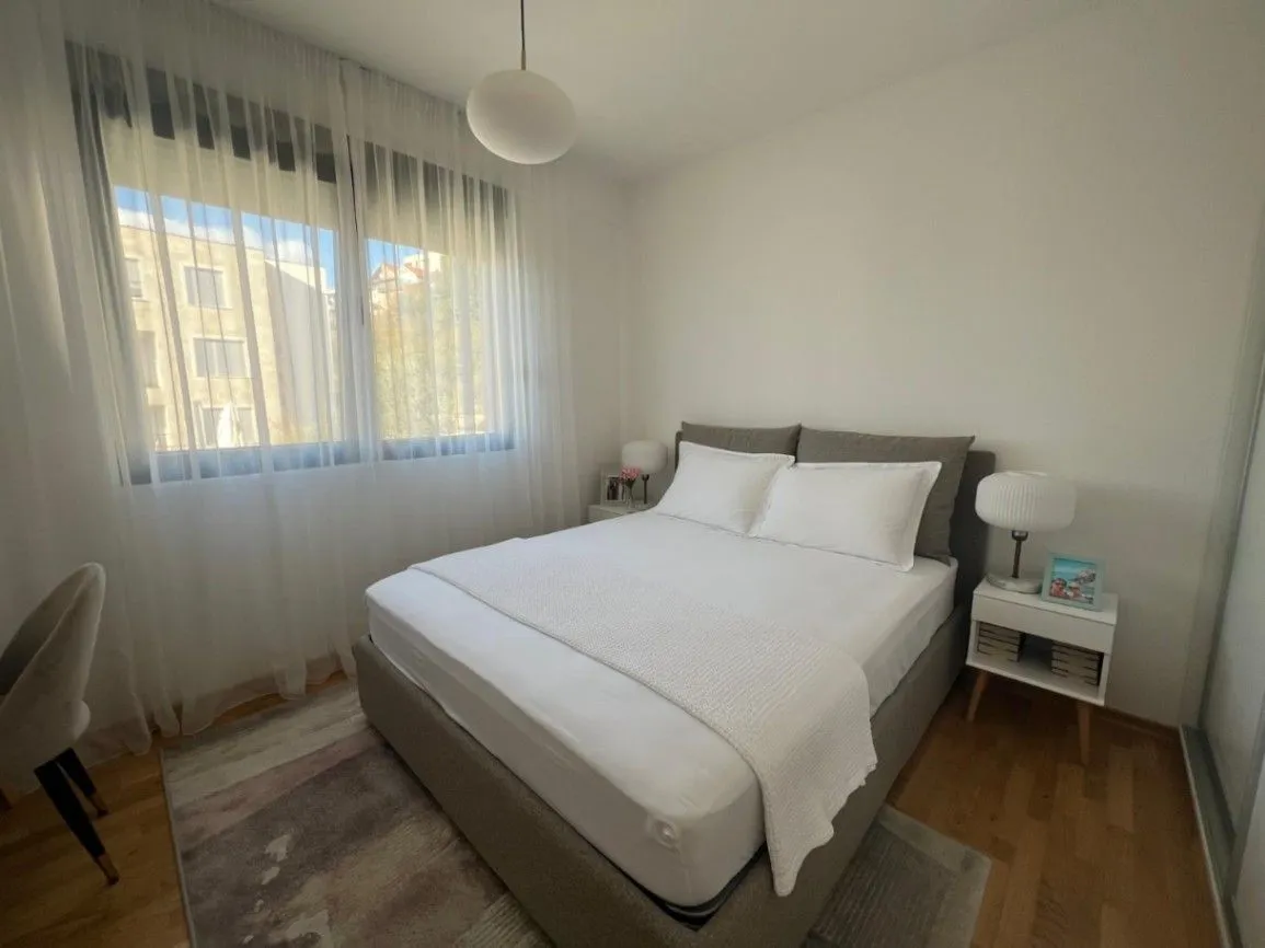 Prodaja, dvosoban stan, 63m², Mažina, Tivat