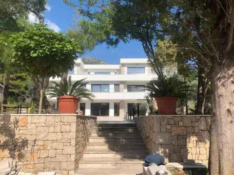 Sale, house, 450m², Bar, Crna Gora - image 3