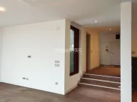 Izdavanje, četvorosoban stan, 177m², Senjak, Beograd - image 10