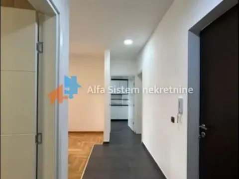 Izdavanje, trosoban stan, 100m², Savski Venac, Beograd - image 8