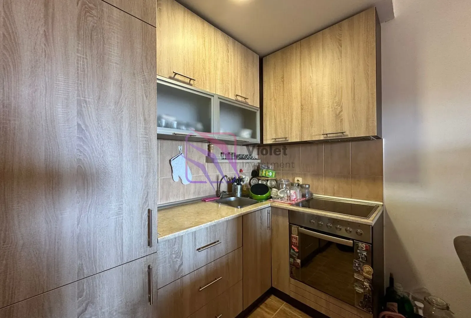 Prodaja, dvosoban stan, 74m², Lazi, Budva