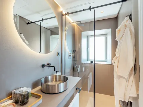 Izdavanje, kuća, 170m², Donja Lastva, Tivat - image 24