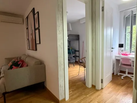 Prodaja, trosoban stan, 68m², Centar, Podgorica - image 9