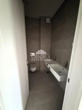 Sale, four bedroom apartment, 115m², Banovo Brdo, Beograd - image 13
