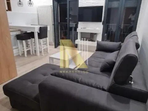 Izdavanje, dvosoban stan, 45m², Bulevar Oslobodjenja, Novi Sad Sve Podlokacije - image 3