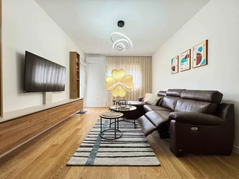 Rent, one bedroom apartment, 49m², Central Point, Podgorica