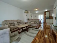 Izdavanje, stan, 95m², Donja Gorica, Podgorica - image 2