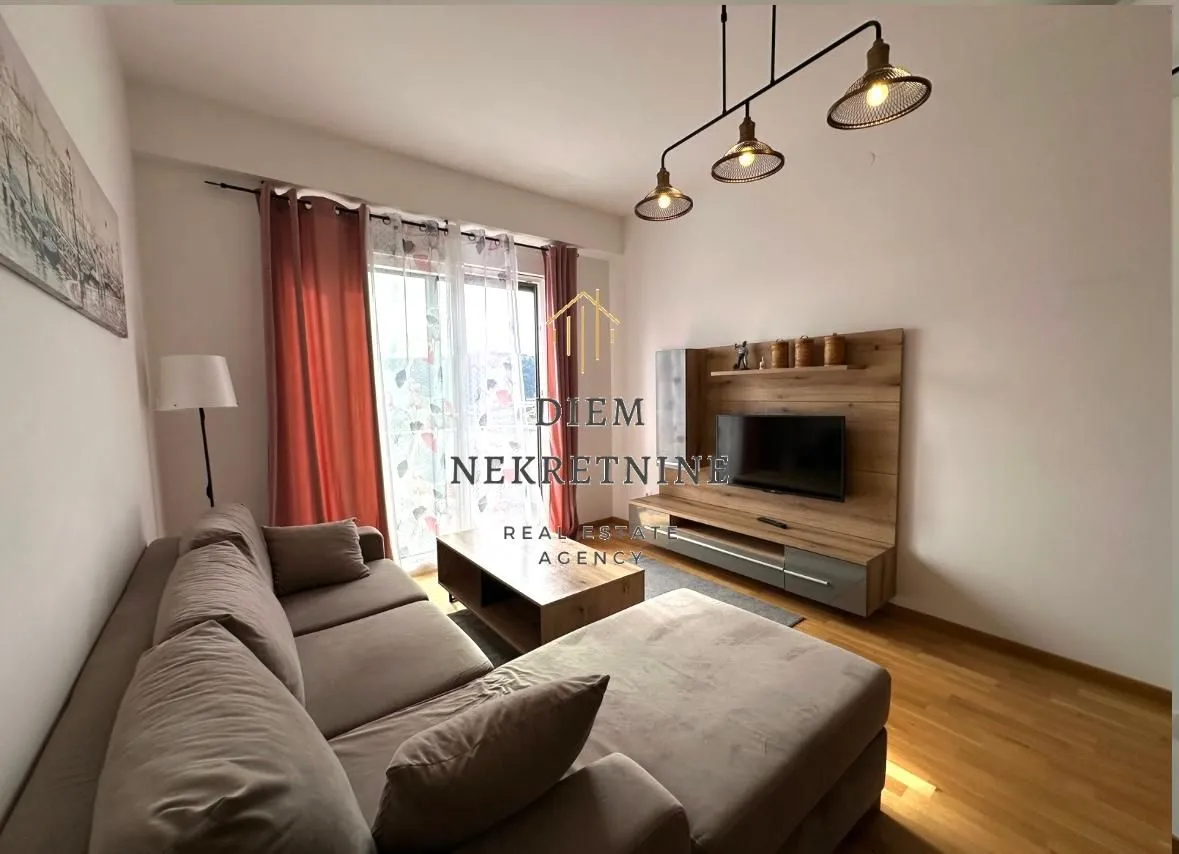 Sale, one bedroom apartment, 46m², Centar, Bar