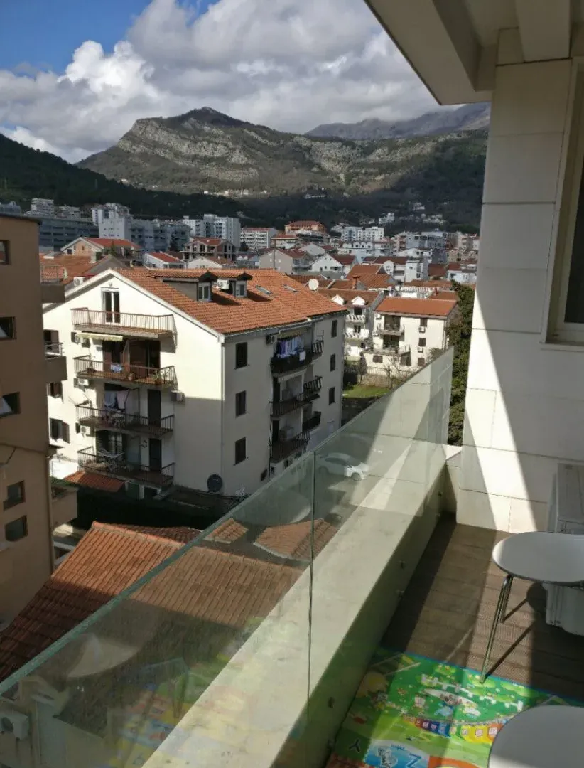 Rent, one bedroom apartment, 58m², Maine, Budva