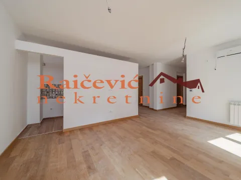 Prodaja, četvorosoban stan, 82m², Trošarina, Voždovac Sve Podlokacije - image 3