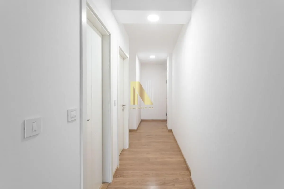 Prodaja, dvosoban stan, 49m², Centar, Novi Sad