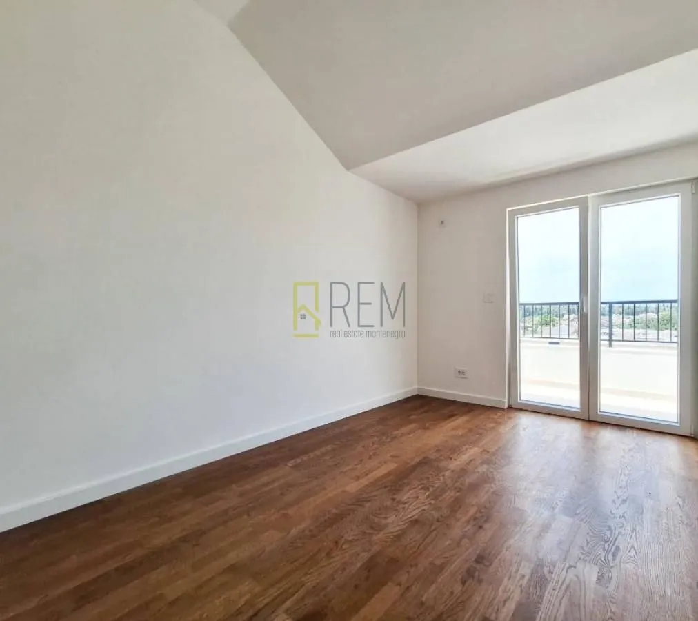 Prodaja, dvosoban stan, 86m², Zagorič, Podgorica