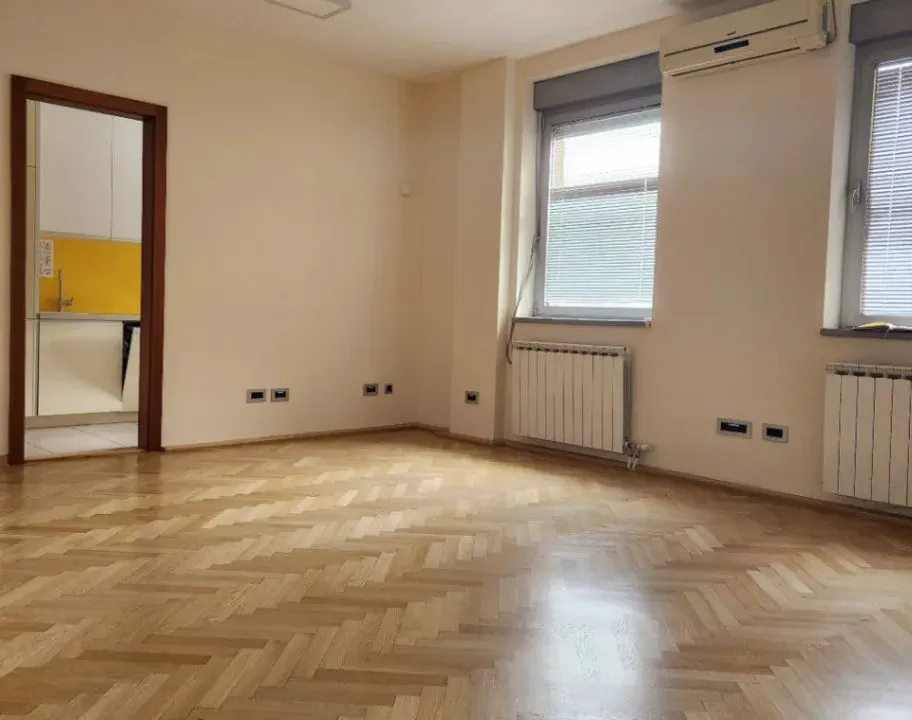 Rent, office space, 162m², Spens, Novi Sad Sve Podlokacije