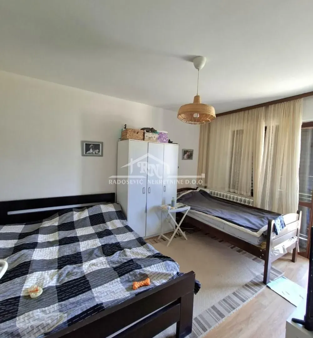 Sale, house, 208m², Voždovac Sve Podlokacije, Beograd