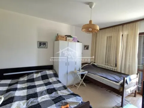Prodaja, kuća, 208m², Voždovac Sve Podlokacije, Beograd - image 20