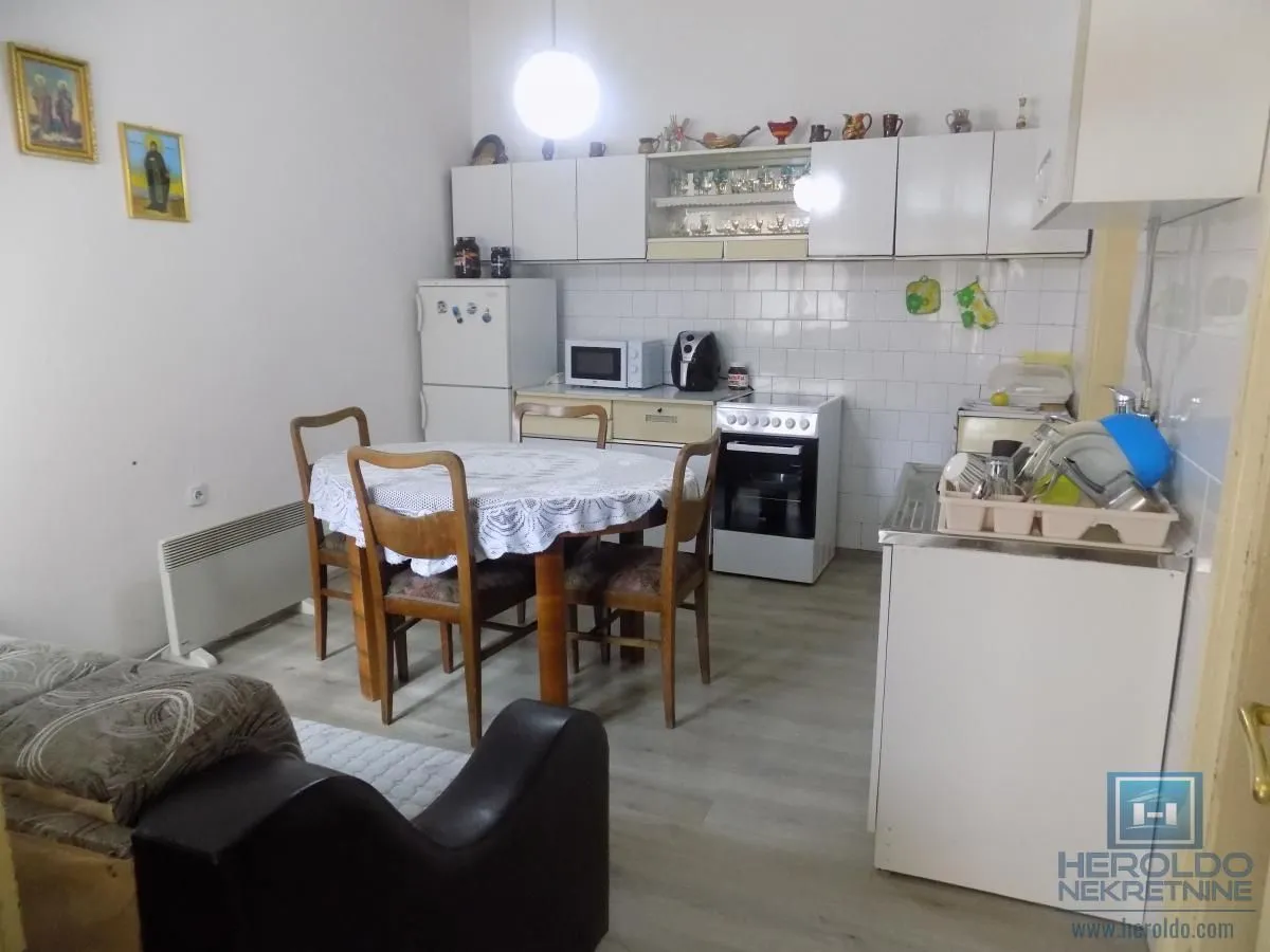 Prodaja, kuća, 217m², Paraćin, Srbija