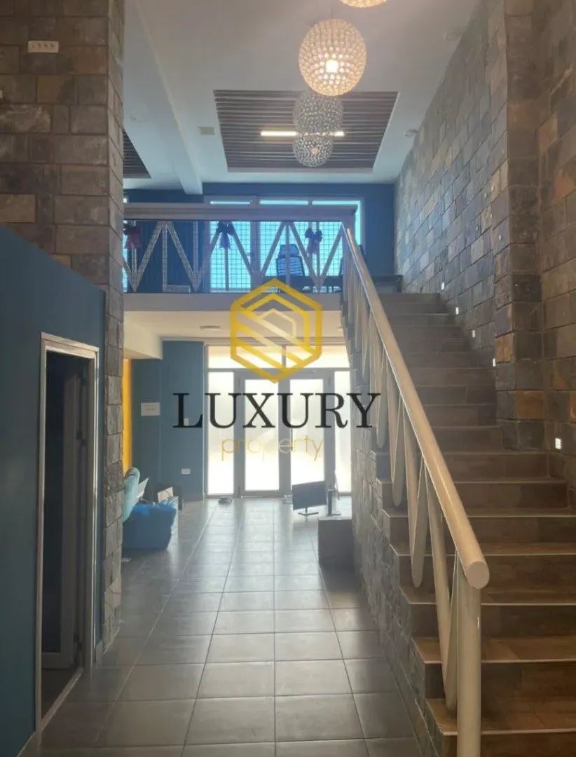Rent, office space, 180m², Kod Big Fashion-a, Podgorica