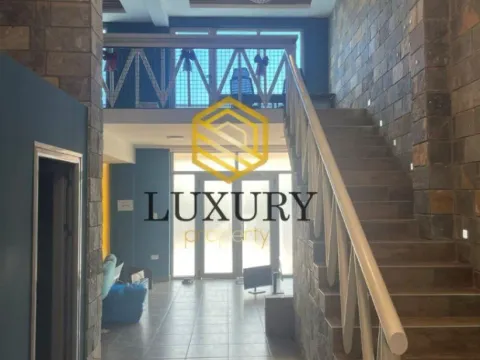 Izdavanje, poslovni prostor, 180m², Kod Big Fashion-a, Podgorica - image 5