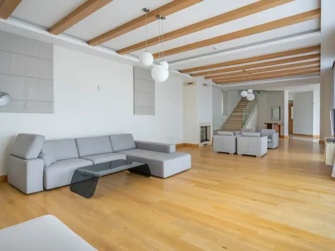 Sale, house, 600m², Blizikuće, Budva - image 8