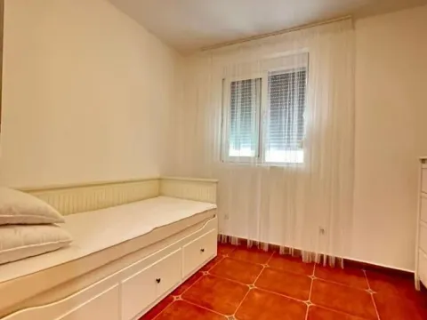 Prodaja, trosoban stan, 90m², Petrovac, Budva - image 7