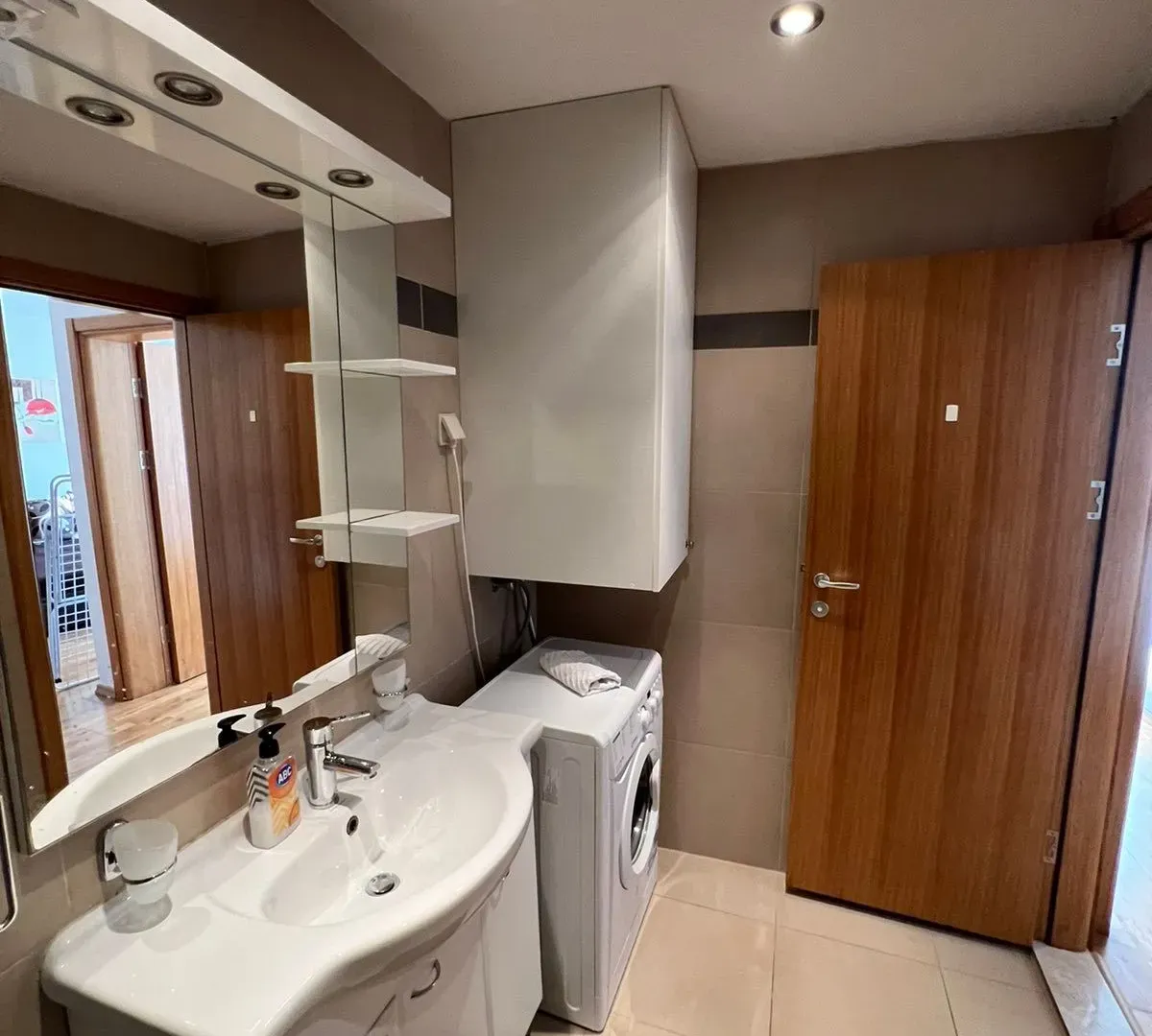 Sale, one bedroom apartment, 52m², Pržno, Budva