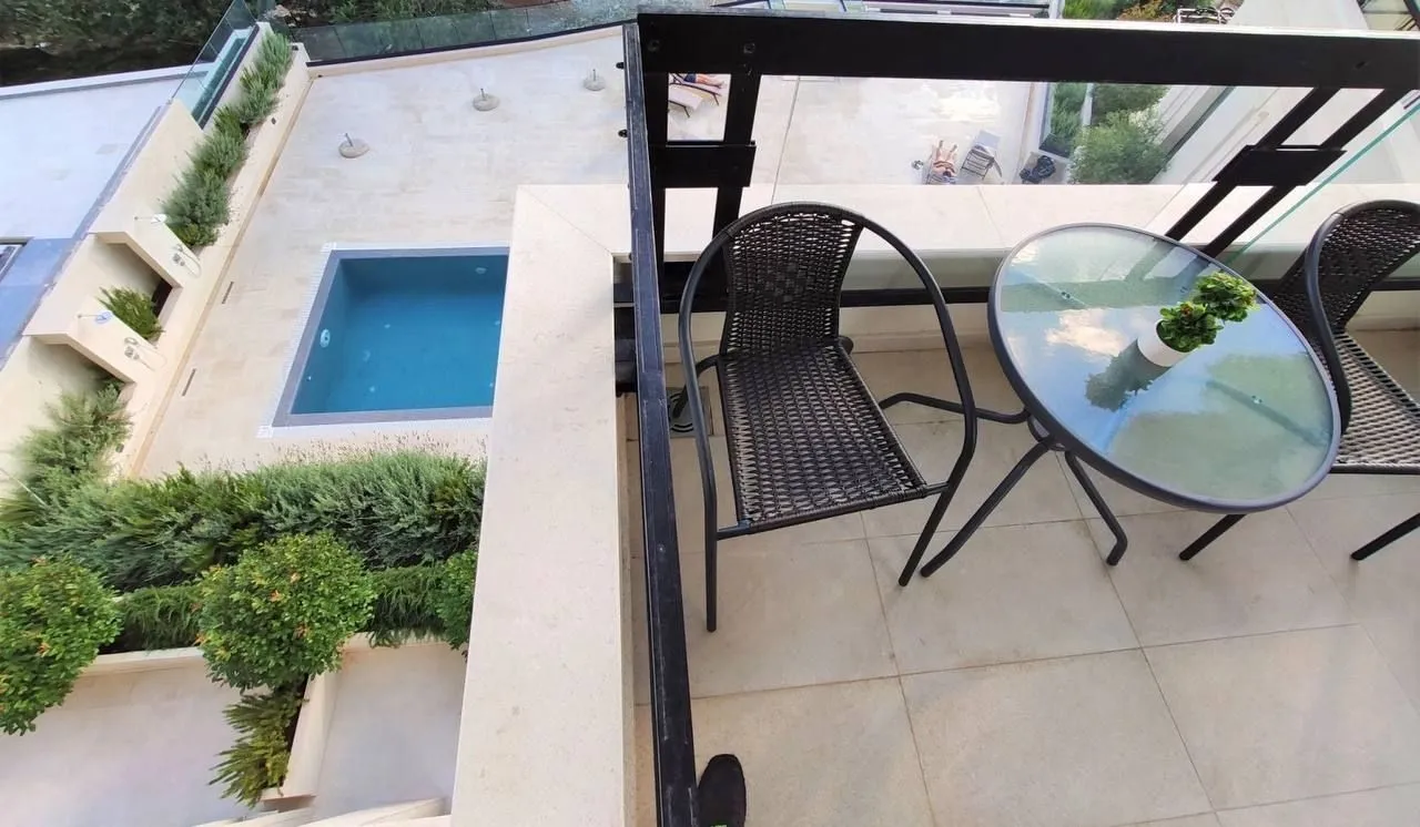 Rent, one bedroom apartment, 48m², Bečići, Budva