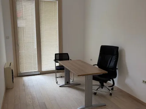 Rent, office space, 72m², Kod Capital Plaze, Podgorica - image 6