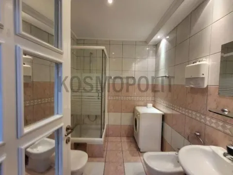 Izdavanje, stan, 221m², Kalenić Pijaca, Vračar Sve Podlokacije - image 18