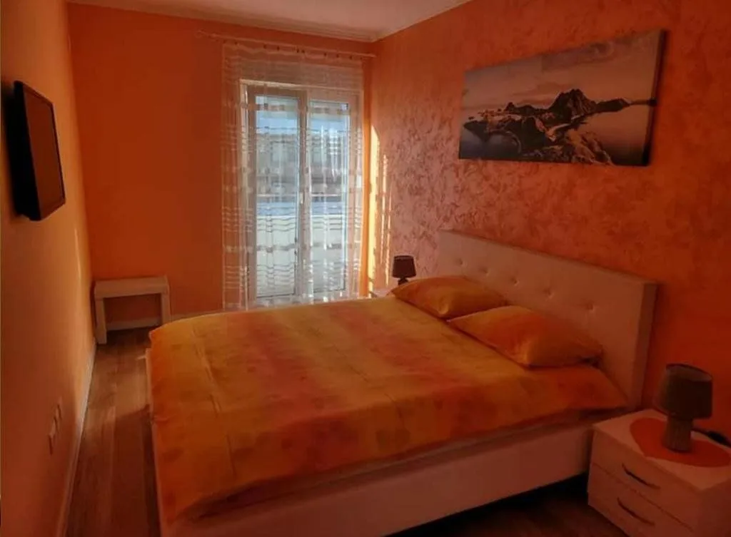 Rent, two bedroom apartment, 70m², Central Point, Podgorica