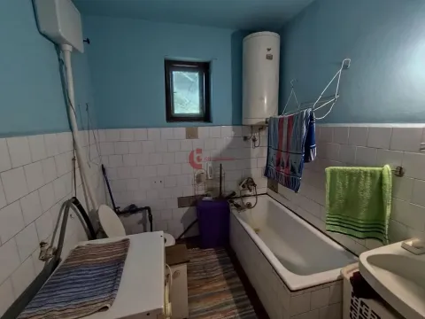 Prodaja, kuća, 112m², Mali Radanovac, Subotica - image 13