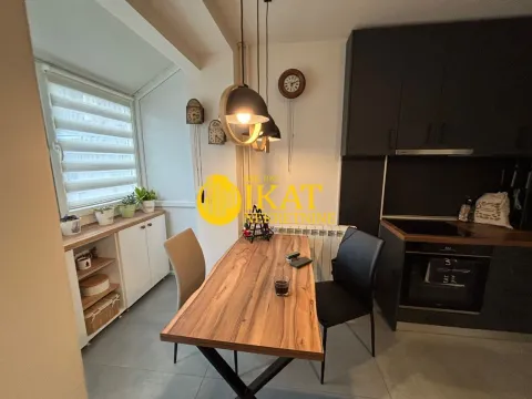 Prodaja, trosoban stan, 65m², Vračar Centar, Vračar Sve Podlokacije - image 5
