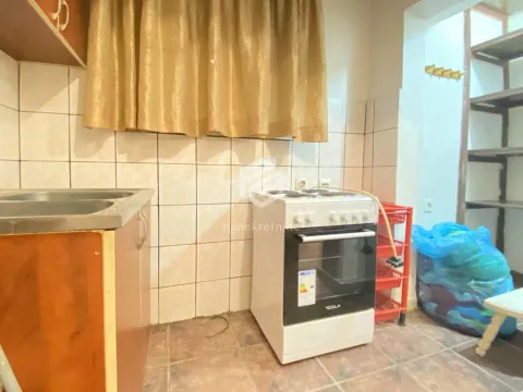 Izdavanje, dvosoban stan, 68m², Centar, Podgorica - image 5