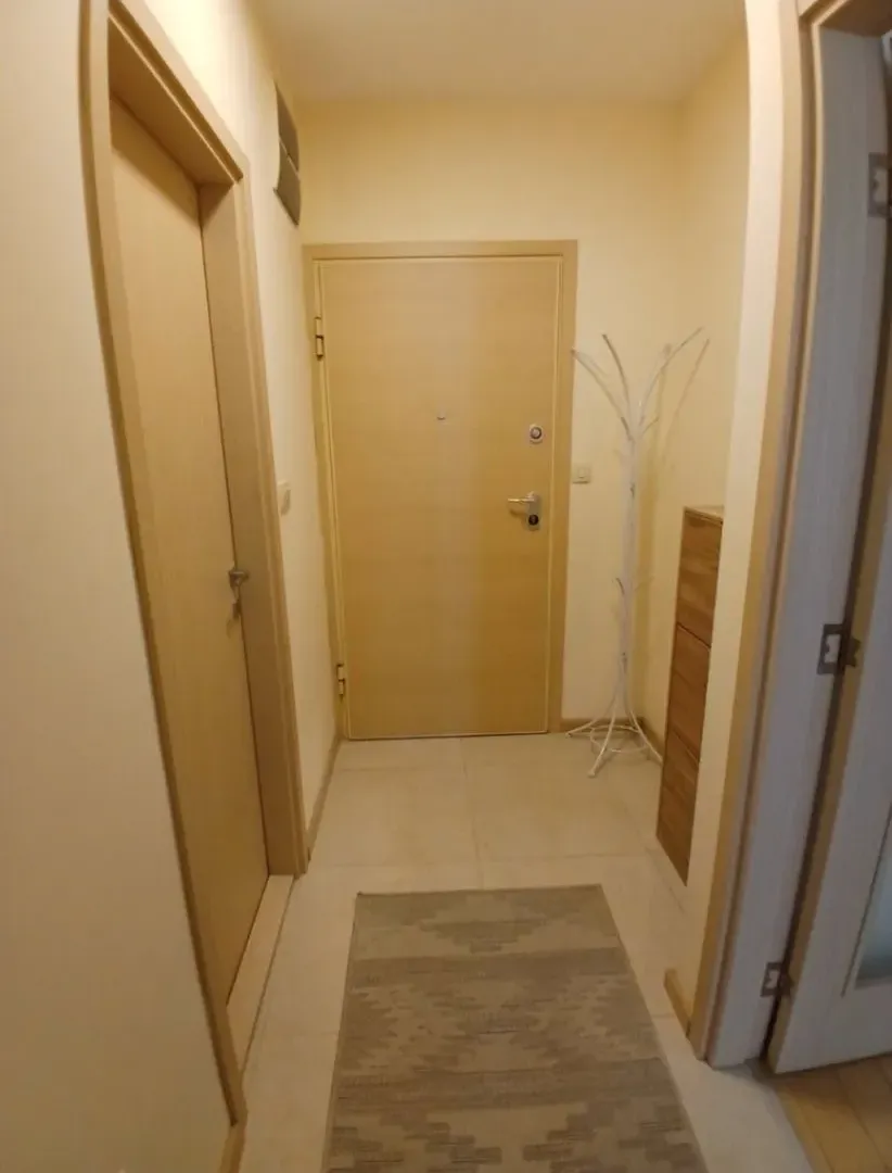Izdavanje, jednosoban stan, 45m², City Kvart, Podgorica